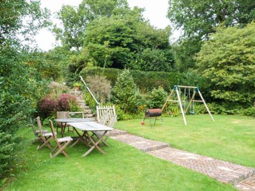 Tudor Wing – Photos 2