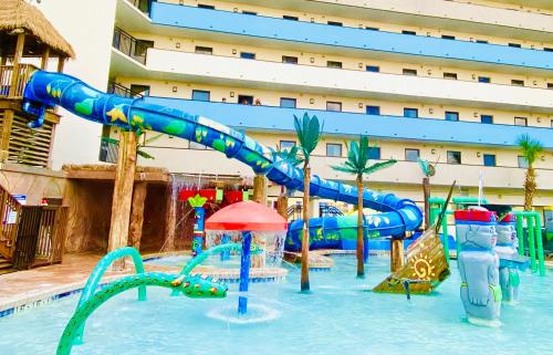 New ! Ocean Reef Resort-Unique Renovated Oceanfront Condo -Free parking - Amazing pools & Views photo 13
