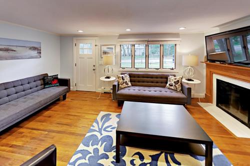 Lilly Pond Place – Photos 4