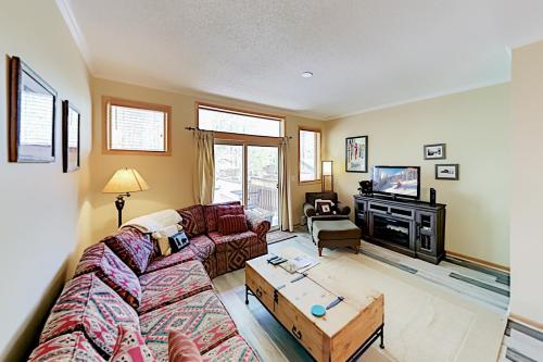 Saddle Ridge Townhome 402 – Photos 2
