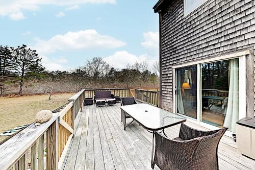 Island Forest Retreat – Photos 3