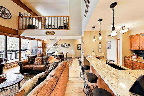 The Pines Condo Unit 2044 – Photos 2