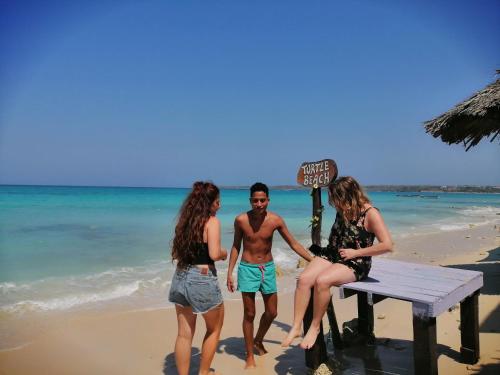 Playa Tortuga Cabañaの宿泊客