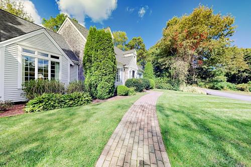 Mystic Cape Retreat – Photos 2