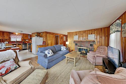 Bridgeview Bungalow – Photos 2