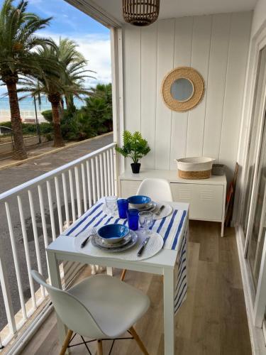 Un balcón o terraza en ALTEA BEACHGATE - Acceso Privado a la PLAYA