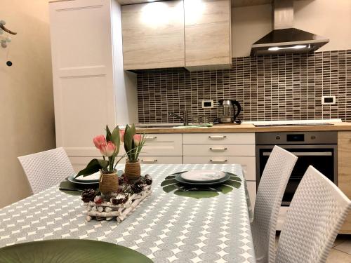Kuchyň nebo kuchyňský kout v ubytování MIMI'S HOME casa per vacanze