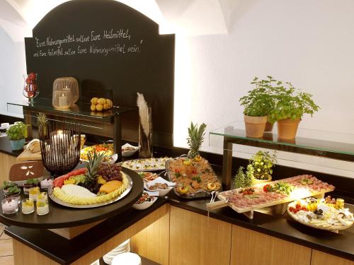 Jídlo v hotelu nebo okolí