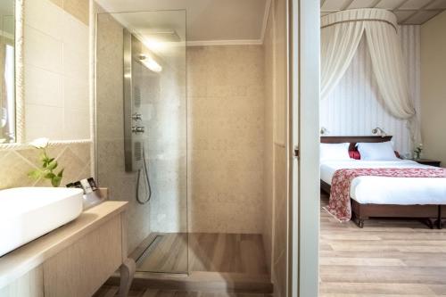 Koupelna v ubytování Halepa Hotel