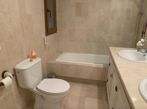 Een badkamer bij Comodo apartamento en Bahia de la Plata