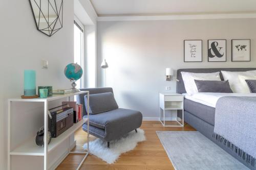 Boutique Sky City Apt. with BALCONY / TOP SPOT