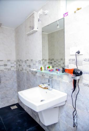 Bilik mandi di Slnco Villa