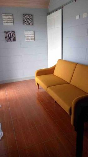 Ruang duduk di Casa de las Rosas Volcán Arenal