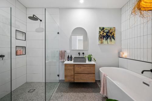 Kupatilo u objektu Luxe Jetty Apartment