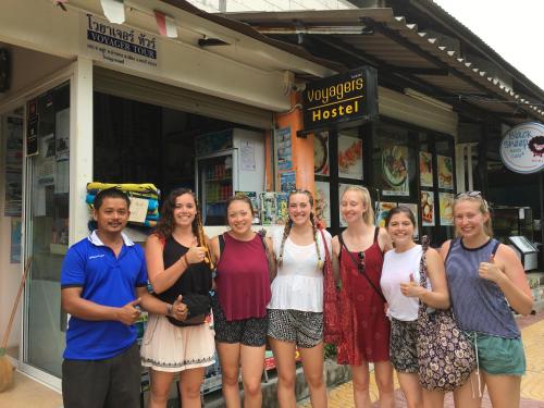 Clientes alojados en Voyagers Hostel