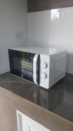 Kuchyň nebo kuchyňský kout v ubytování SuanMalisamuiVilla G01