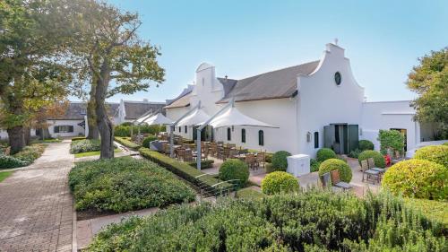 Κήπος έξω από το Steenberg Hotel & Spa