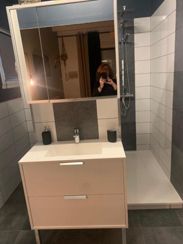Koupelna v ubytování VILLA LOUNA 4 étoiles