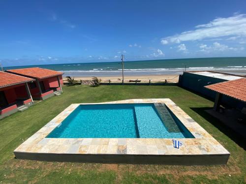 Takito Kite House, Praia da Baleia, Itapipoca CEの敷地内または近くにあるプール
