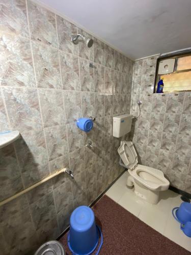 Koupelna v ubytování Shree Bungalow