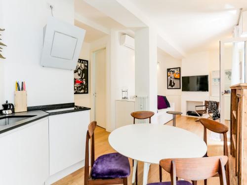 The Best Rent - Apartment with balcony in Amendola