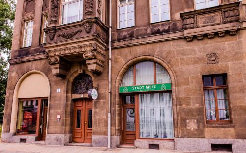 Η πρόσοψη ή η είσοδος του Apartmenthaus Stadt Metz