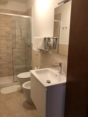 A bathroom at Appartamento Carboncina