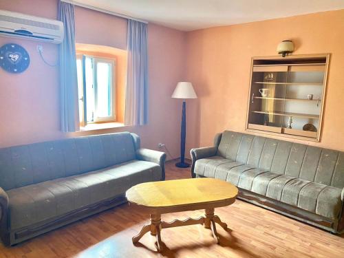 Posezení v ubytování Apartments Teodora Obala