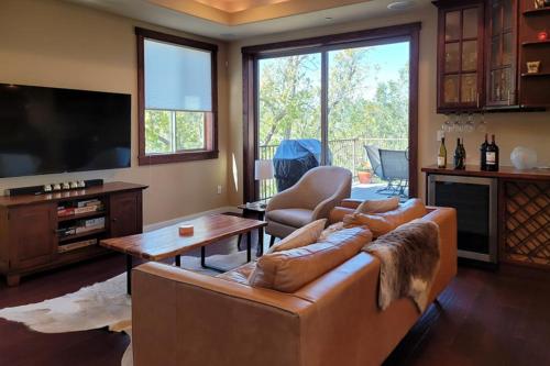Luxury Downtown Living