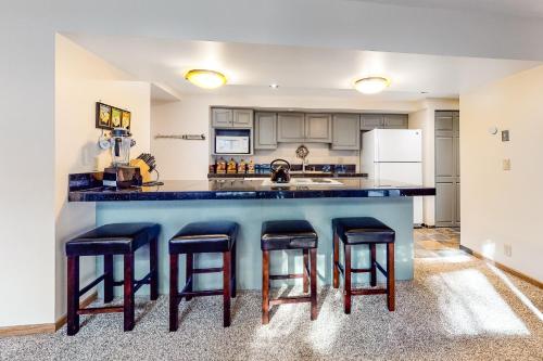 Una cocina o zona de cocina en Stonebridge Valley View