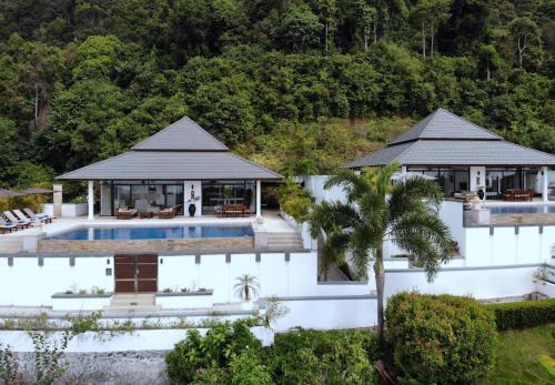 Πισίνα στο ή κοντά στο Kulraya Villas - Luxury Serviced Pool Villas