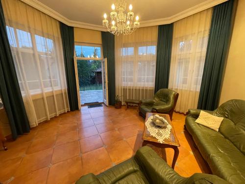 Villa de Lux Szekszárd – Photos 4