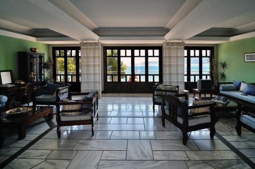 Gallery image of Golden View in Poros