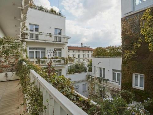 Palazzo Beltrade by Halldis