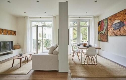 Palazzo Beltrade by Halldis