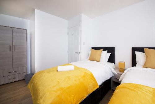 Thomson House - Sleeps 4 2 mins walk from Stockport train station and town centre