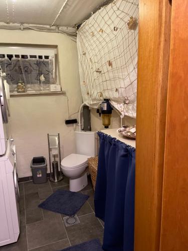 Koupelna v ubytování Gästezimmer „Ellmau“