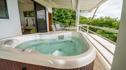 Fotografie z fotogalerie ubytování Funky Monkey Lodge v destinaci Playa Santa Teresa
