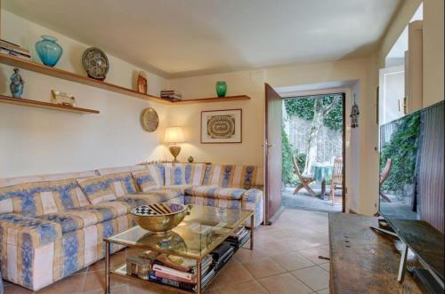 Villa Tobia Lake View Apartment
