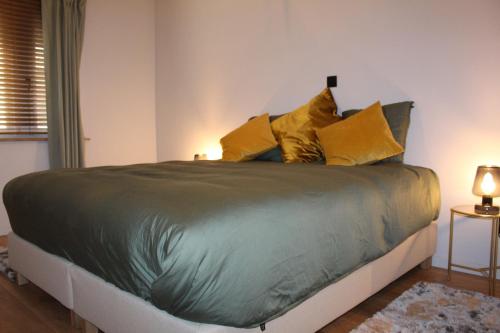 Кровать или кровати в номере Maison Drappier