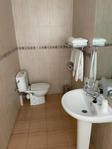 Ένα μπάνιο στο Hostal María