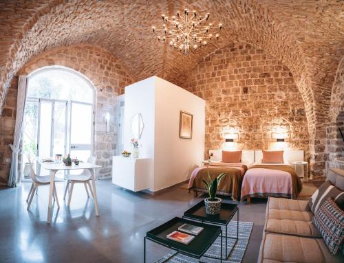 Posezení v ubytování Azamra Inn Tzfat