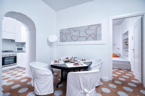 Dapur atau dapur kecil di Amalfi Centre Flats
