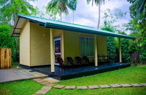 Kitty Safari Family Bungalow