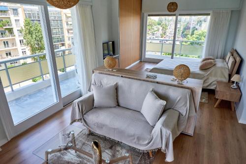 The EL GRECO spirit meets the Athenian luxury Apt1