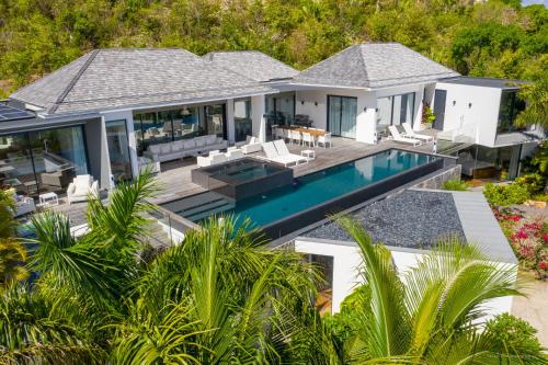 Πισίνα στο ή κοντά στο Villa Golden Palm