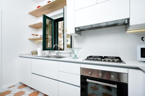 Dapur atau dapur kecil di Amalfi Centre Flats