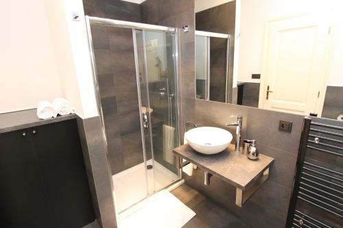 Et badeværelse på Luxury apartments Krocínova