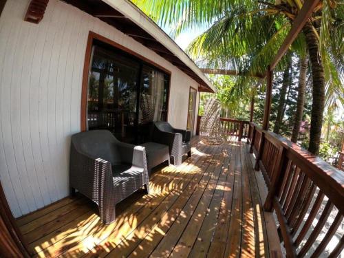 Coconut Tree West Bayにあるバルコニーまたはテラス