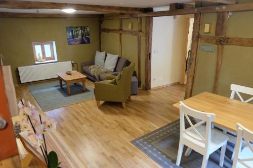 Ruang duduk di Haus An der Rur - 5 Apartments mitten in Monschau